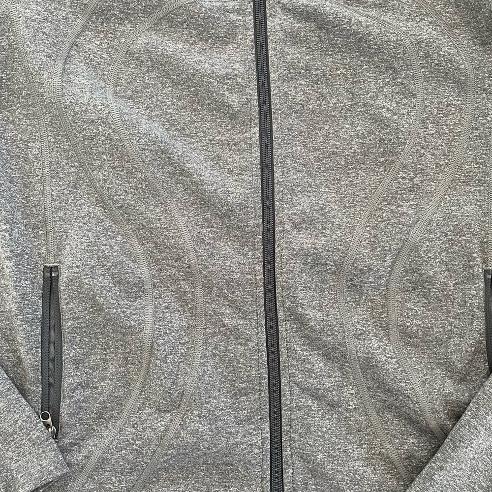 Lululemon In Stride jacket. Sz 8. - Picture 2 of 10